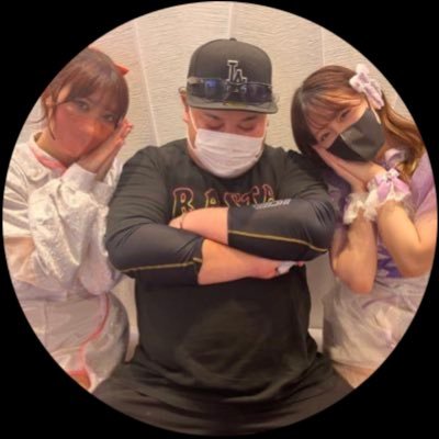 僕です。→@Creampan12345 ←乗っ取られました。血尿気味。あぶらマシマシ。高血圧万歳。ライスおかわり絶対に禁止 。低空マサイ。クレープ。少しずつフォローしていきます。勝手にフォロー外れる。申し訳程度に謝罪アカウント。note