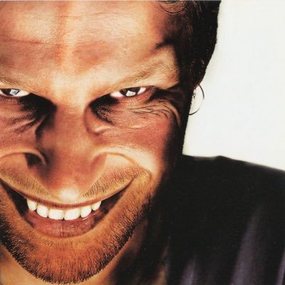 rey del gaslighting, estratega electoral, mitómano, cinéfilo, melomanito y de gusto musical inmaculado