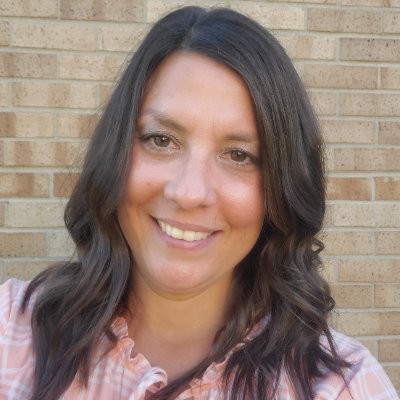 Wife, Mother of 3 & 2 furbabies, Second Grade Teacher, Soccer Family, Loves going on going walks with her dog and her kids biggest cheerleader!!