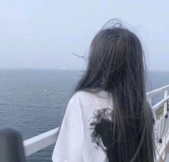 Bus fan🚌/重度粘人依赖人/ESFJ/06年巨蟹老阿姨/全国随机刷新/热爱旅行🏖️/减肥为了更好的自己🥰/为变成一只可爱男娘努力ing😋/友善对待所有人/支持沪人治沪/大上海主义/奥地利学派/热爱海派文化/三林城卢湾难民😭/正在学习小提琴和萨克斯/邦c东方c芳文推/百合赛高/想交朋友喵👉👈/互fo喵