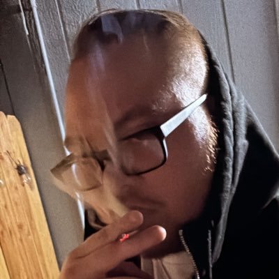 Hey name's Nick im 25 years old, I live in Denver Colorado and I’m a big fan of gaming and E-Sports. i’m a huge cannabis fan and a proud MED badged employee!