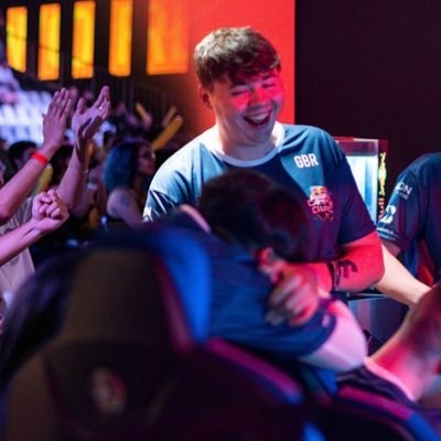 benzk1to's profile picture. wise one