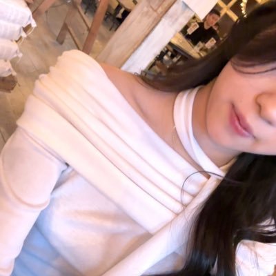 카페 탐방🍦 foods, beauty, cafe hopping & fashion ✿ @jygothere / korean @ji_____yu 🐈🌸☕️