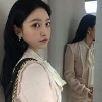 Yayaaa! (@conftacts) 's Twitter Profile