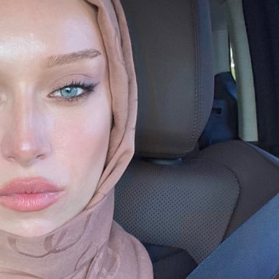 bbetul61's profile picture. 