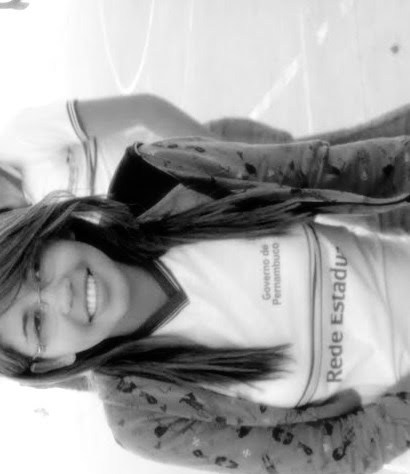 Nataly Emanuelle Villar, tenho 15 anos, sou de Belo  Jardim Pernambuco, Dramatica, Ciumenta, carinhoso, me apaixono facil,  mãe a minha base.