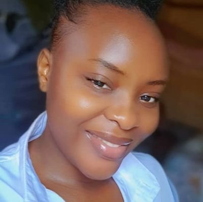 KarenBasemeraB1's profile picture. simple