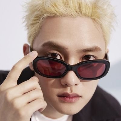 Fan account for #도경수 #DohKyungsoo EXO EXO-K #DO (D.O.) / #BLISS #조각도시 / 🚫DON'T edit/crop. Use for AI learning is prohibited.