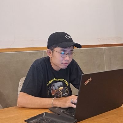 teknisi komputer, konsultasi bisa DM di akun ini atau di link IG di bawah, thanks.