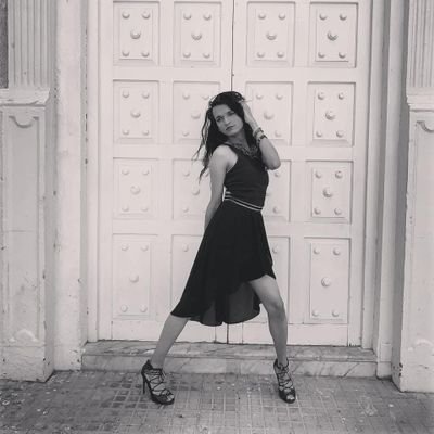 LaZungaRoja's profile picture. #OpinionesPersonales 💋
Defiendo la PAZ -Maestra en TRANSformación permanente, Performer, Artista,  Contrahegémonica y Defensora de DD.HH #LeyIntegralTransYA 💛