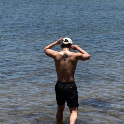 Deepin_thoughts's profile picture. ihhh