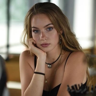 evawb3girl's profile picture. From the moment we are born, we learn to lose little by little, sometimes people, sometimes dreams, sometimes our own desires.