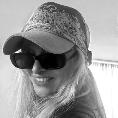 Graciel93283067's profile picture. Hay que atravesar este desierto...Con temple y solidaria Responsabilidad!