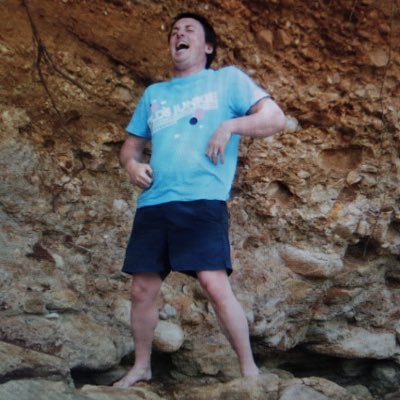 I walk in Christ. 5th generation Irish Australian. Natural living, whole food-eatin’ libertarian. Facts and data over feelings.
