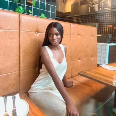 Makeup Artiste|Aspiring Product Manager|Tech Enthusiast.