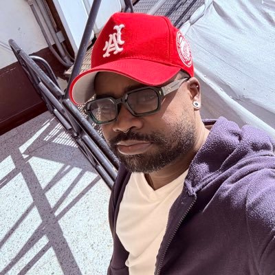 marcosg77431421's profile picture. 💕😘