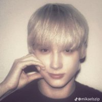 ⌬kit⌬ (@iloafhue) 's Twitter Profile Photo