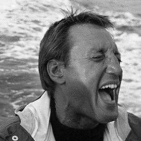 Vingitsul's profile picture. Avivador de giles.
La salida es Ezeiza