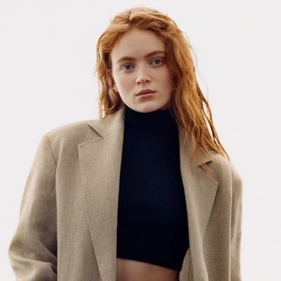 The most enchanting redhead girl you can find, young actress & model. Sadie Sink, ready to fill up your day with her cute smile. Parody Account.