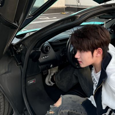 0x_chenchuan's profile picture. 加密量化公司交易员｜正在公开挑战 3000u至100000u｜浙大金工｜非遗银饰传承人|投研博主|实名上网|永久不割韭菜