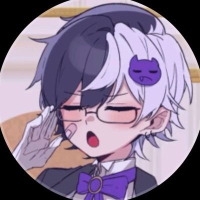 bZmBPz6tgux7IF7's profile picture. 