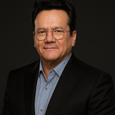 Miembro de la Academia Ecuatoriana de la Lengua correspondiente de la Española. Escritor, docente, traductor, editor y crítico de cine.