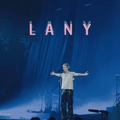 lalalaisyou's profile picture. its brutal out here💥