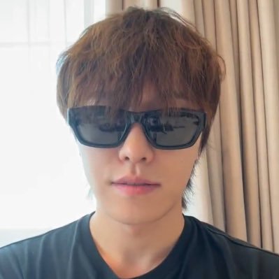 IOVDIMPLES's profile picture. A wonderful Place 🌻  the other version of me🌻