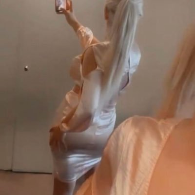 @teslaxbarbie