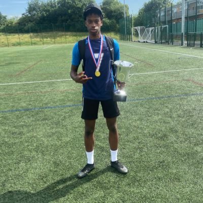 ElaishaDacruz11's profile picture. 18 | Left Winger