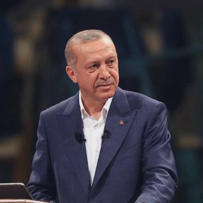 Ulu önder tektir. O da Hz. Muhammed'dir!
yürüyüşümüz ZAFER,
sürgünümüz HİCRET,
ölümümüz ŞEHADETTİR.