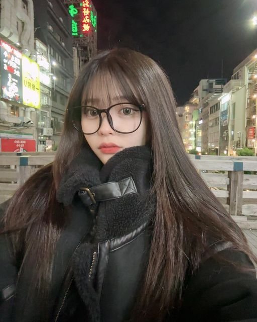 ajcfj's profile picture. MacBook Pro 14 inch M1 pro ※多少の指などの描画...