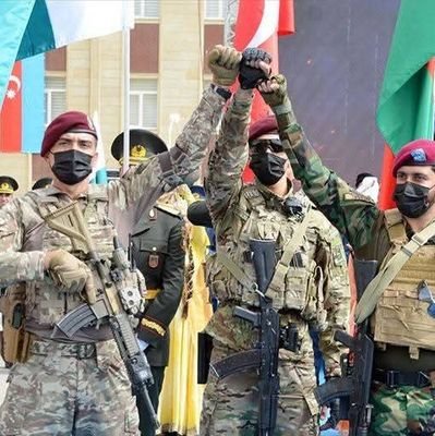 BordoBe21360516's profile picture. Savunma sanayi analist yazar



Komandonun asaleti damarlarındaki asil kandır 

ESKİ BİR BORDO BERELİ