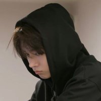 ej | syl month (@hwnaato) 's Twitter Profile