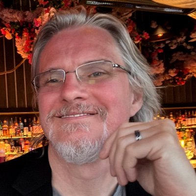 SVFRDX's profile picture. Father. Husband. Creative Mind.