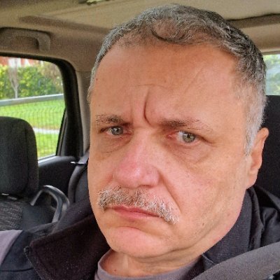 Tv producer, war veteran, proud Croatian, father, floskule i kič, ALL OPINIONS ARE MY OWN, ...™, bad grammar™, quality of life first. Identifying as Bulgarian.