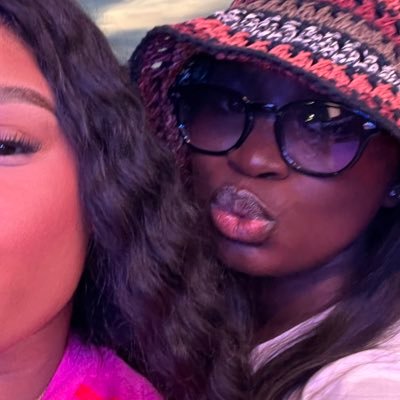 __faat's profile picture. girl energyyyyyy forever 🩰🍸