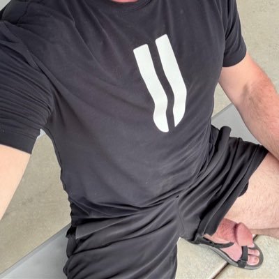 CaliBiGuy looking to have some naughty fun. open minded. Down for all kinks. 😈😎