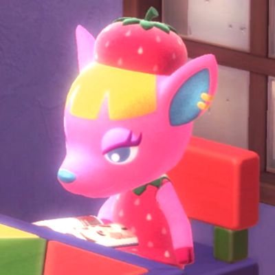 caprikidding's profile picture. shady AF fuchsia facts