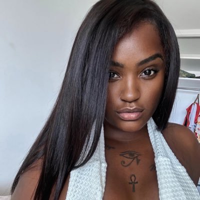 Your Brazilian girlfriend! DM MY OF IF YOU WANT TO TALK TO ME 🇧🇷➡️ https://t.co/jdIBZlJpcs