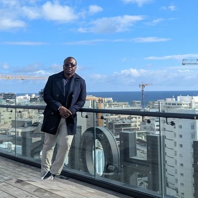 Watches, weights and words. Infectious disease scientist and agnostic. Gaming, Comic book & Movie lover, Foodie and horology junkie. It's your boy!