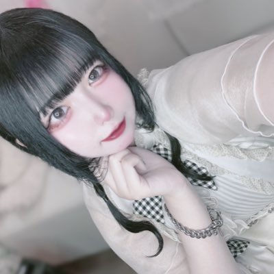 -` ̗ @nagoyafunfare 🪿✩ ̖ ´- DMで来店予約できます、今はここにいます ➡️@parfun_nagoya