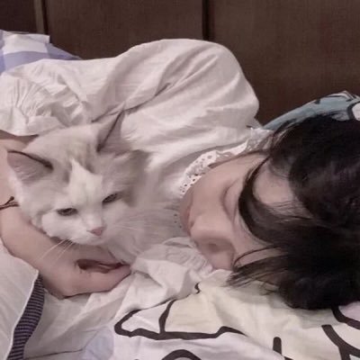 無料で簡単にお金を稼ぐ方法をお教えします。
収入を増やすための第一歩は、運に頼るのではなく、自ら行動を起こすことです。戦略次第で、1日あたり数万円、数十万円もの収入を得られる可能性も秘めています。
ご興味のある方は、公式LINEアカウントまでお気軽にお問い合わせください。