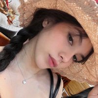 aze (@nothazelg) 's Twitter Profile