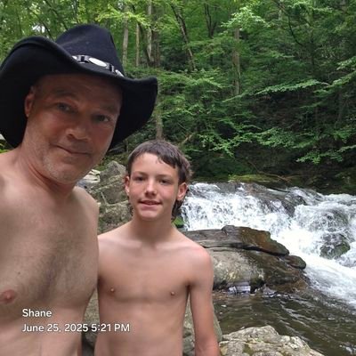 Scoop7513's profile picture. Just here waiting on the world to change.