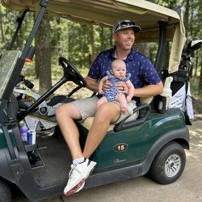 Just a single Dad of 3. Engaged.Military 15yr, GOLF is Peace! NFL, College football. Hopefully to caddy for a pro one day. Caddy's license. Love my Mama.