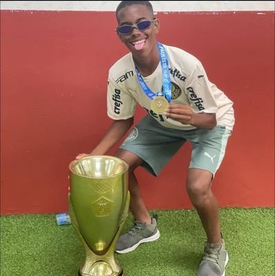 ABKID5's profile picture. be at the right side