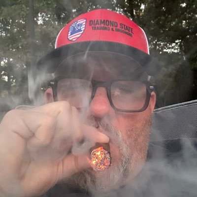 🇺🇸 Cigar Enthusiast | Savoring life’s finest moments! #cigar #cigarsociety #cigarlife #cigaraficionado #cigarshop #cigarstyle #cigarlover #topcigars