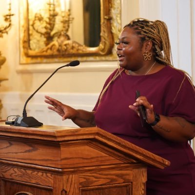 Professional Yapper | Press Sec. @NC_Governor | Prev. @VAHouseDems 💙 @SKDK | Howard University & AU Alumna | 🏡 Chicago #DaBears | She/her | Personal account