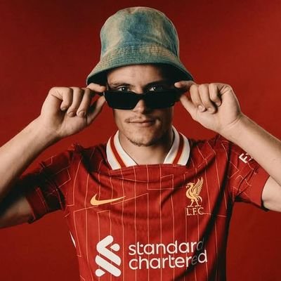 AlMiqdaad01's profile picture. Tech | Football analyst 🏟️ | Future innovator in Electronics
